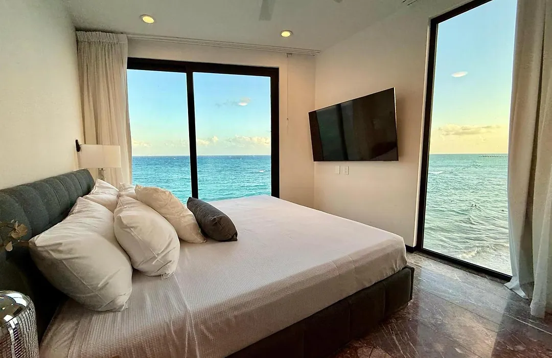 It Beach Condo-1