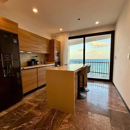 It Beach Condo-2